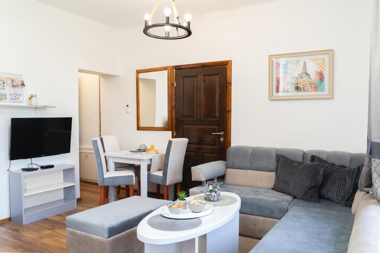 Villa Adelaida SJJ Eksteriør bilde